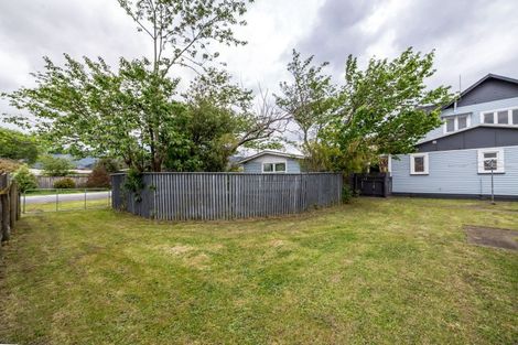 Photo of property in 98 Brandon Street, Featherston, 5710