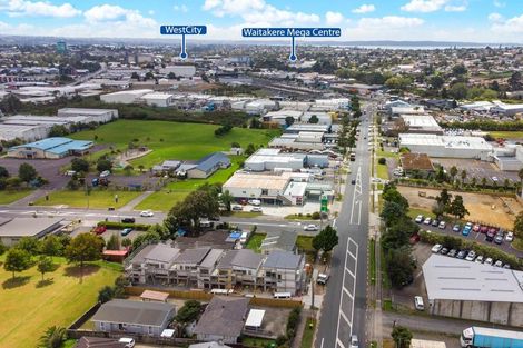 Photo of property in 47a Bruce Mclaren Road, Henderson, Auckland, 0612