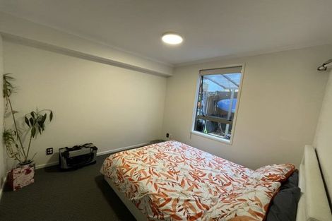 Photo of property in 29 Verdale Circle, Glen Eden, Auckland, 0602