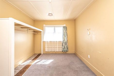 Photo of property in 14 Duigan Street, Gonville, Whanganui, 4501