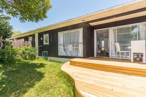 Photo of property in 5/109a Te Atatu Road, Te Atatu South, Auckland, 0610