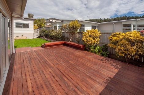 Photo of property in 10 Edington Grove, Churton Park, Wellington, 6037