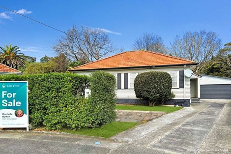 Photo of property in 14 Clapham Place, Whanganui East, Whanganui, 4500