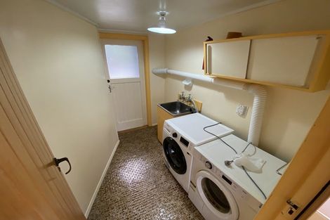 Photo of property in 214 Evans Bay Parade, Hataitai, Wellington, 6021