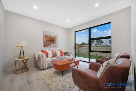 Photo of property in 83 Clarks Beach Road, Clarks Beach, 2122