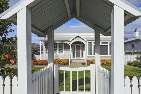 Photo of property in 402 Lascelles Street, Saint Leonards, Hastings, 4120