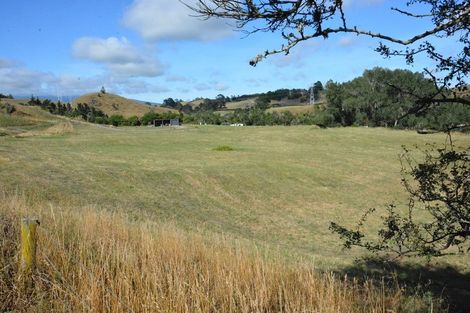 Photo of property in 37 Allan Road, Burgess Park, New Plymouth, 4371