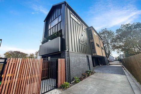 Photo of property in 2/166 Chester Street East, Christchurch Central, Christchurch, 8011