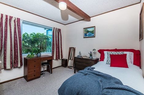 Photo of property in 8 John Sims Drive, Broadmeadows, Wellington, 6035