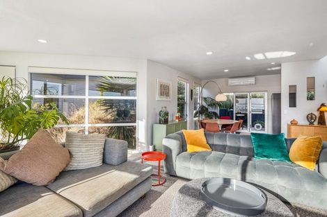 Photo of property in 121a Wexford Road, Miramar, Wellington, 6022