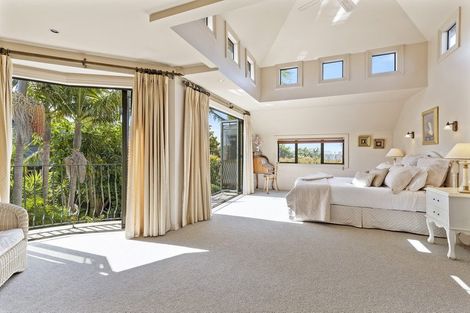 Photo of property in 6a Cecil Road, Milford, Auckland, 0620