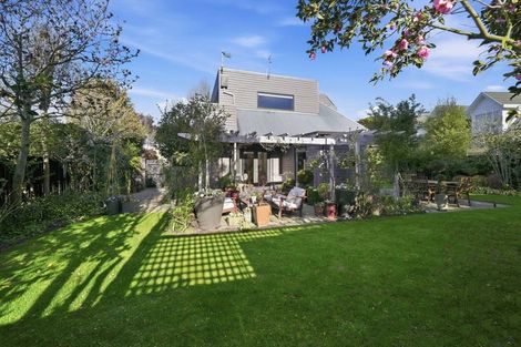 Photo of property in 1 Clotilda Place, Bishopdale, Christchurch, 8053