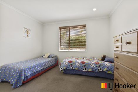 Photo of property in 33 Parkhaven Drive, Rosehill, Papakura, 2113