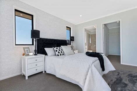 Photo of property in 52 Sunset Drive, Pukekohe, 2120