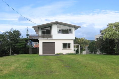 Photo of property in 101 Harbour View Road, Whangamata, 3620