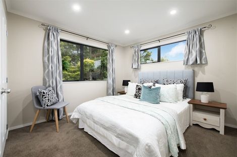 Photo of property in 348b Royal Road, Massey, Auckland, 0614