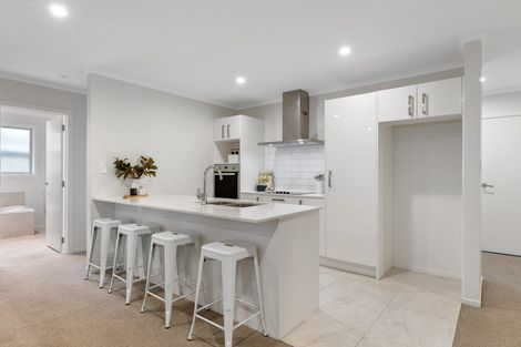 Photo of property in 10 Richardson Road, Omokoroa, 3114