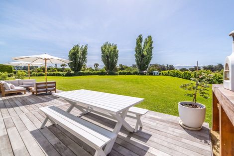 Photo of property in 194 Wood Street, Woodside, Greytown, 5794