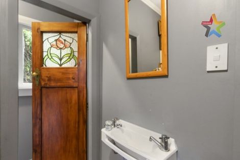 Photo of property in 30 Waitohu Road, York Bay, Lower Hutt, 5013