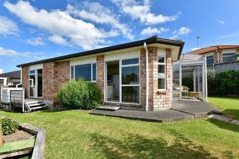 Photo of property in 39 Elan Place, Stanmore Bay, Whangaparaoa, 0932