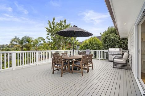 Photo of property in 5 Page Point, Mellons Bay, Auckland, 2014