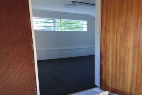 Photo of property in 16 Jade Avenue, Pakuranga Heights, Auckland, 2010