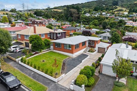 Photo of property in 111 Centennial Avenue, Helensburgh, Dunedin, 9010