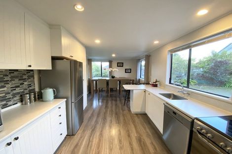 Photo of property in 12 Rintoul Place, Brightwater, 7022