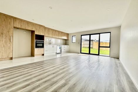 Photo of property in 12b Ahunga Road, Karaka, Papakura, 2113