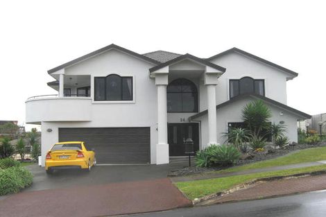 Photo of property in 24 San Bernadino Drive, Henderson, Auckland, 0612