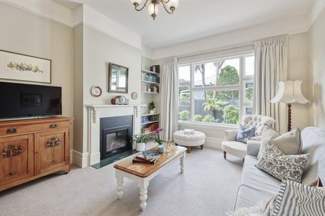 Photo of property in 83 Lonsdale Street, New Brighton, Christchurch, 8083