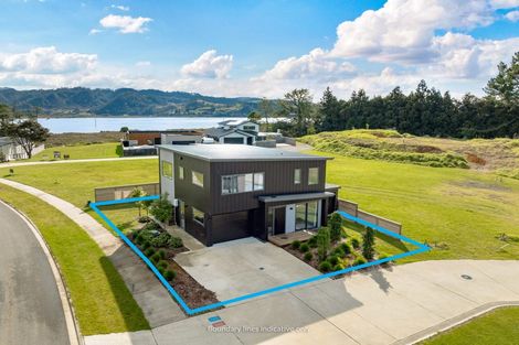 Photo of property in 18 Pinnacles Lane, Pauanui, Hikuai, 3579
