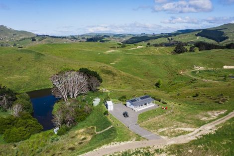 Photo of property in 23 Netherton Road, Omakere, 4271