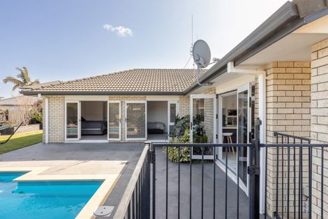 Photo of property in 27 Pacific Cove Drive, Papamoa Beach, Papamoa, 3118