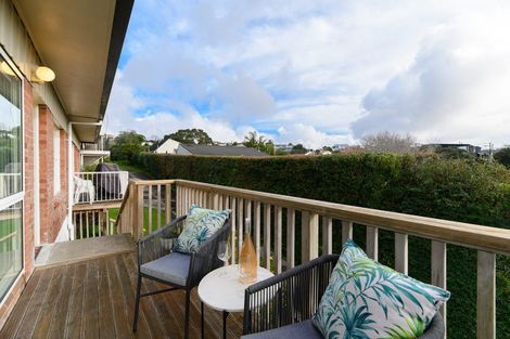 Photo of property in 1/5 Whitby Crescent, Mairangi Bay, Auckland, 0630