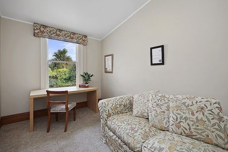Photo of property in 62 Gover Street, New Plymouth, 4310
