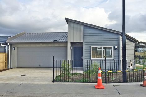 Photo of property in 13 Karetai Crescent, Favona, Auckland, 2024