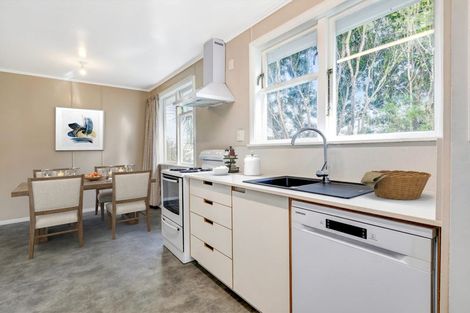 Photo of property in 48 Hereford Street, Cannons Creek, Porirua, 5024