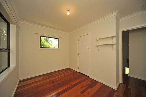 Photo of property in 20 Lyndhurst Road, Tawa, Wellington, 5028