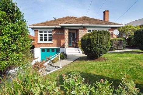Photo of property in 79 Middleton Road, Kew, Dunedin, 9012