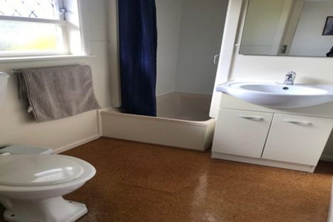 Photo of property in 10 Barberry Grove, Maungaraki, Lower Hutt, 5010