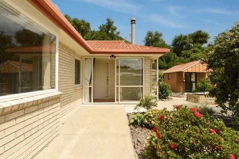 Photo of property in 28 Bateleur Close, Welcome Bay, Tauranga, 3112