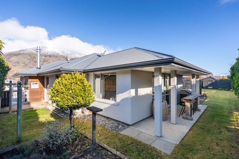 Photo of property in 50 Erskine Street, Lake Hayes, Queenstown, 9304