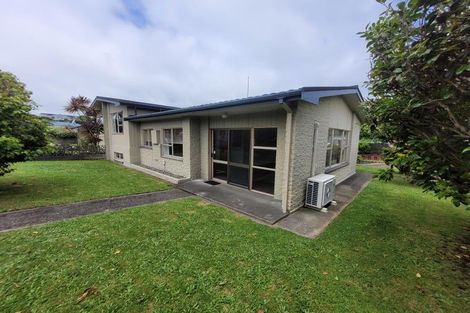 Photo of property in 39 Birdwood Avenue, Moturoa, New Plymouth, 4310