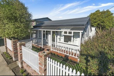 Photo of property in 40 Hargest Crescent, Sydenham, Christchurch, 8023