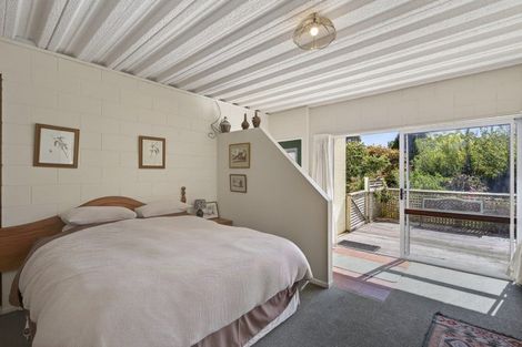 Photo of property in 6a Leatham Avenue, Strandon, New Plymouth, 4312