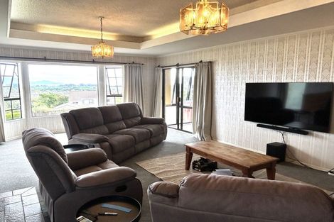 Photo of property in 131 Winara Avenue, Waikanae, 5036