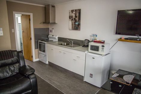 Photo of property in 163-165 Yarrow Street, Invercargill, 9810