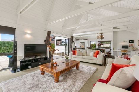 Photo of property in 1/205 Valley Road, Mount Maunganui, 3116