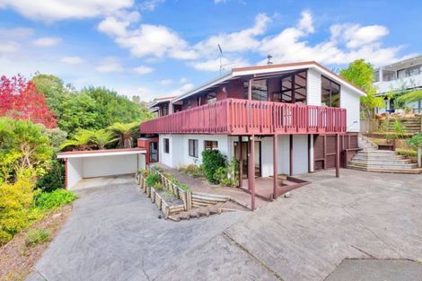 Photo of property in 25 Honeysuckle Lane, Mairangi Bay, Auckland, 0630